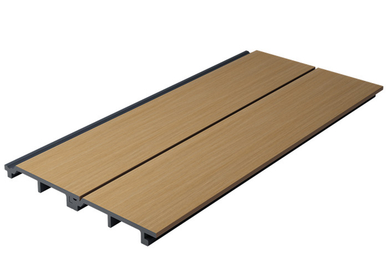 174 X 21 Wood Plastic Composite Cladding 2200mm 2900mm Capped Composite Deck Boards