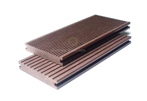135x23mm Traditional Solid Wood Plastic Composite Wood Flooring Outdoor
