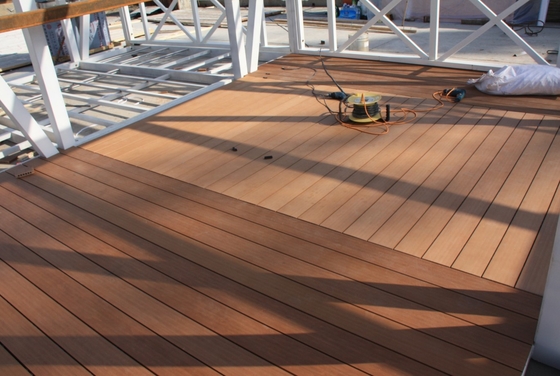 High Density 138 X 23 Capped Composite Deck Boards Outdoor Co Extruded Wood Plastic Composite
